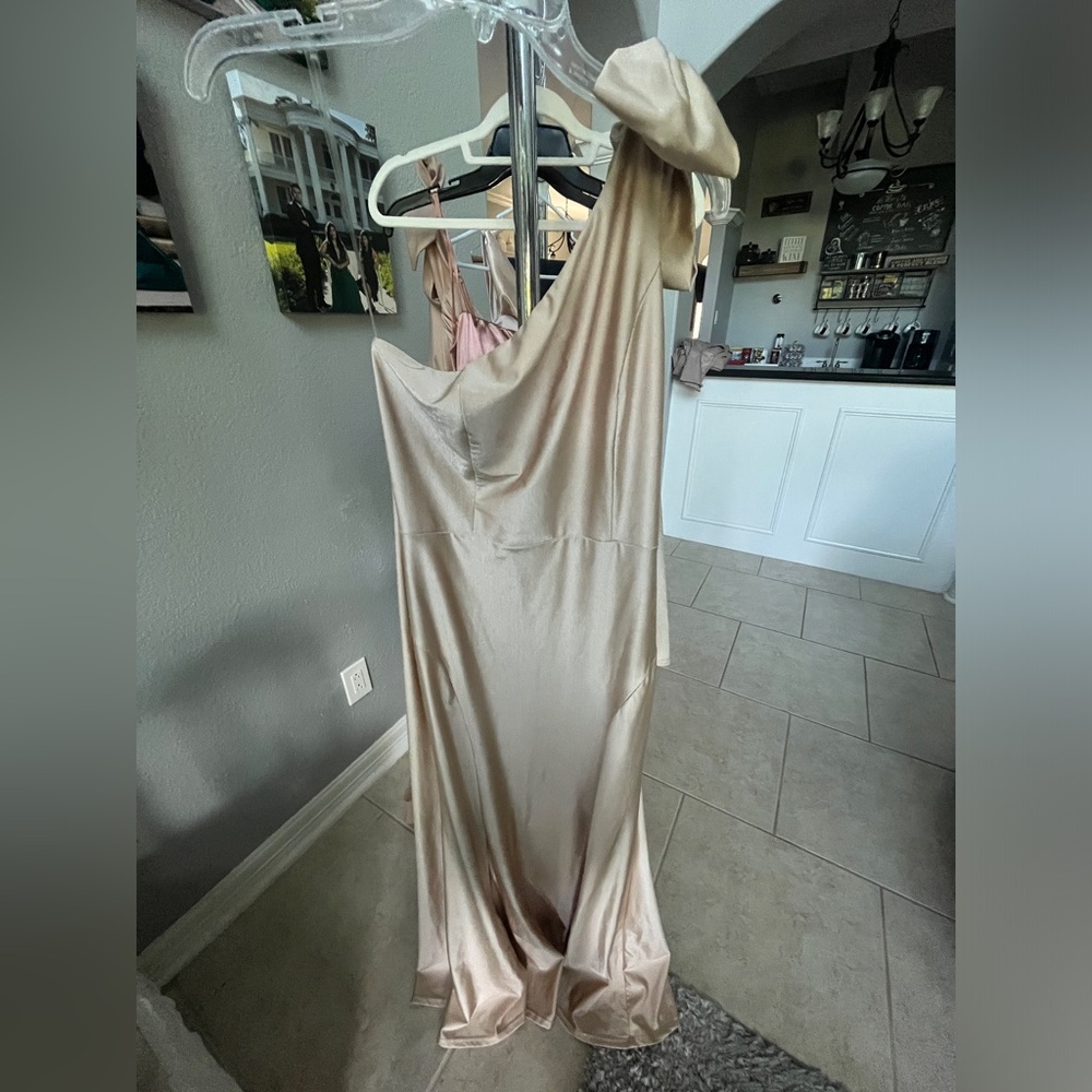 Medium long cream dress  shoulder big bow